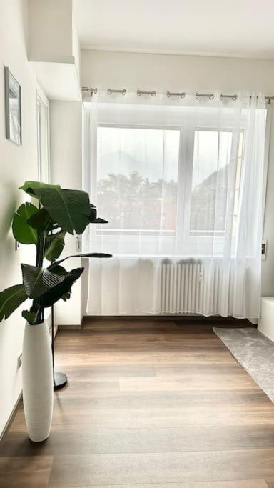 Luxury Apartment With View Como Eksteriør bilde
